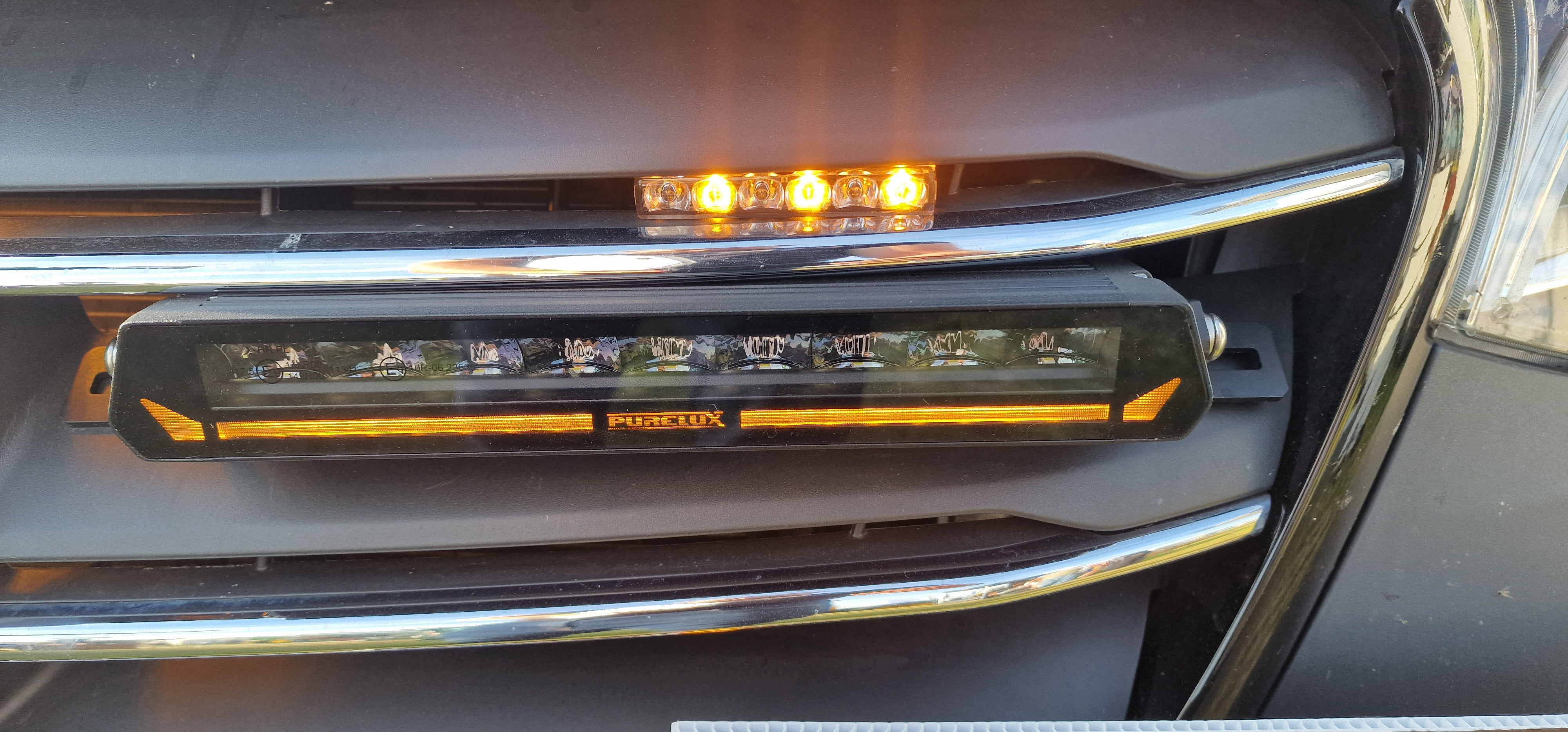 LED Lightbars - LightComm
