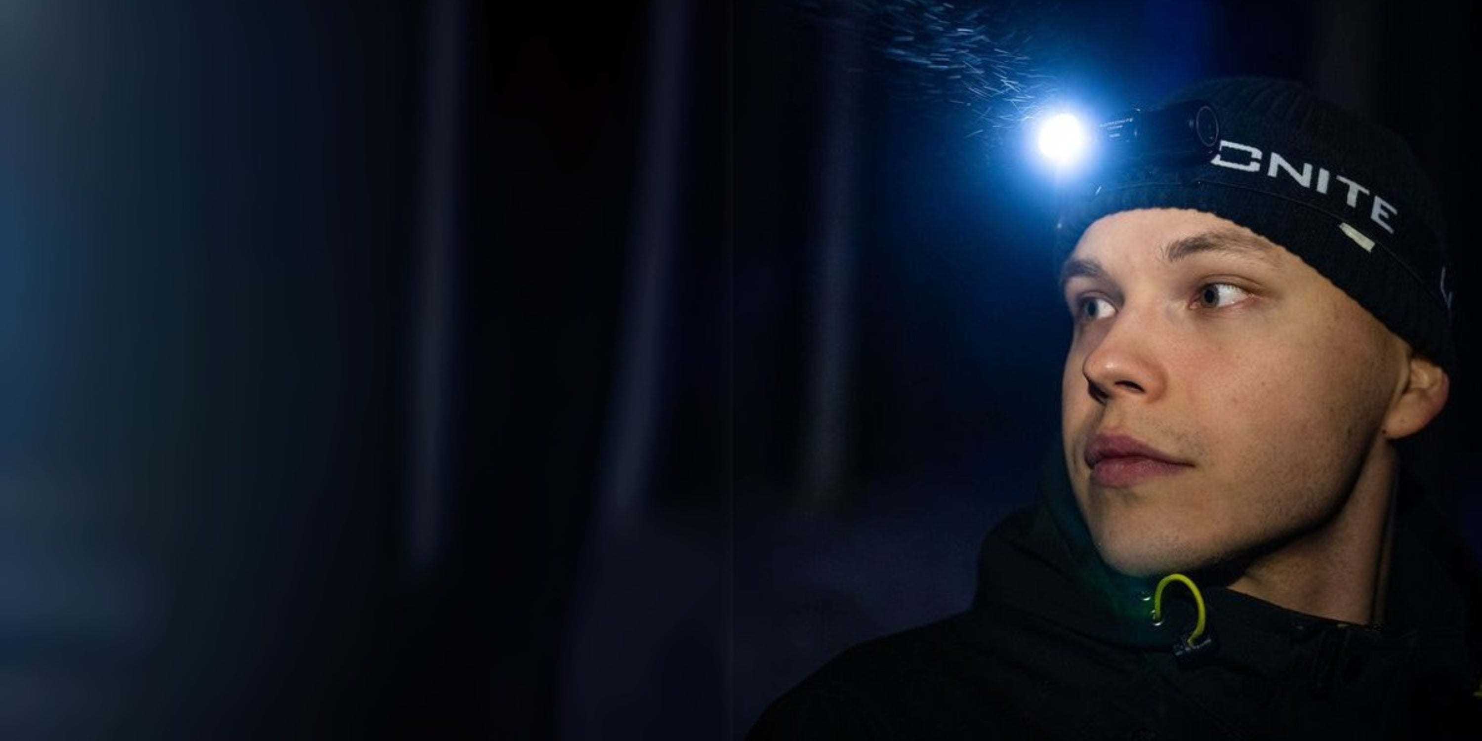 LightComm - Tractor and Vehicle Lighting and Two Way Radio Supplier