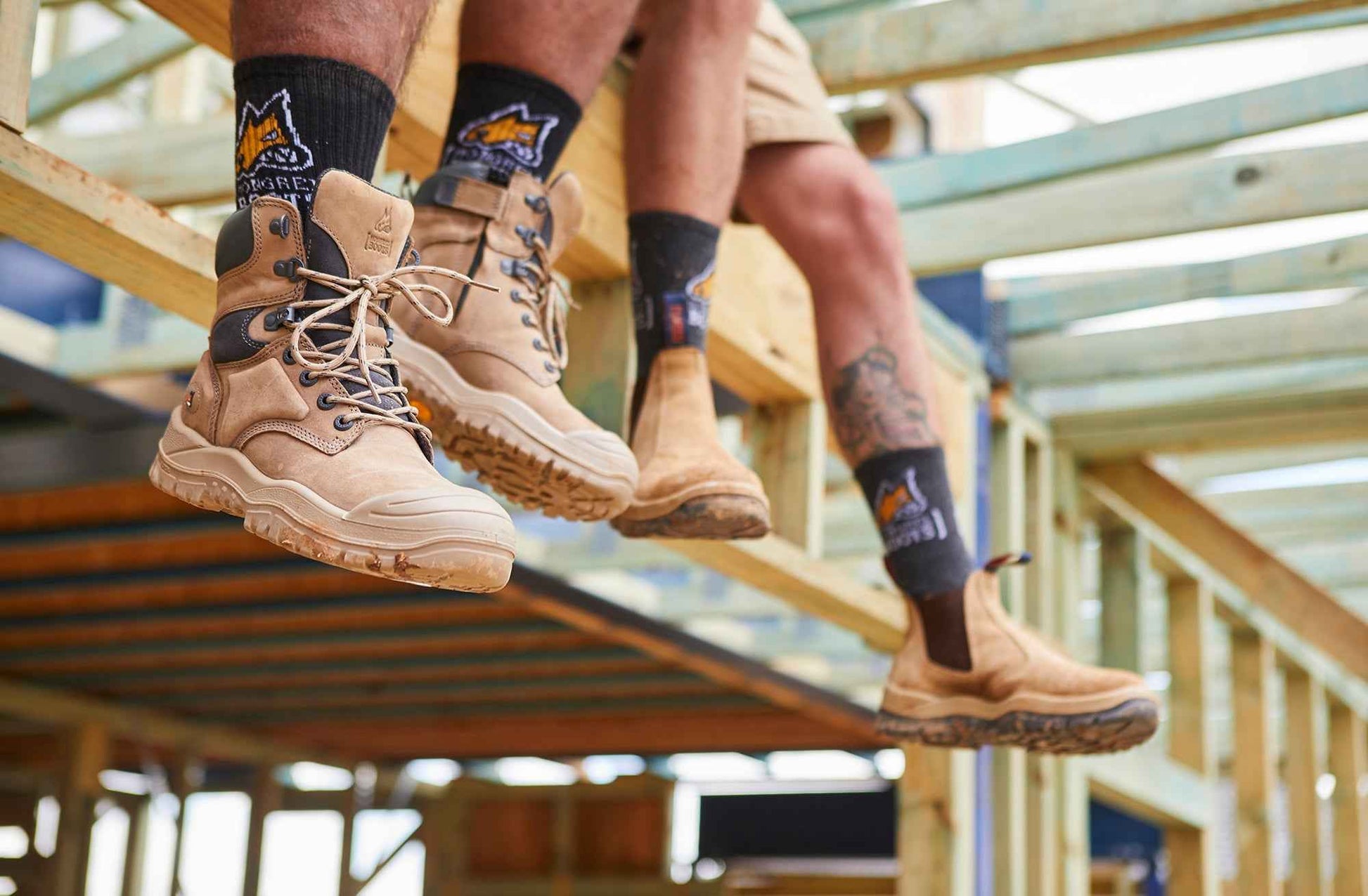 Mongrel 561 Side Zip Safety Boots - Stone