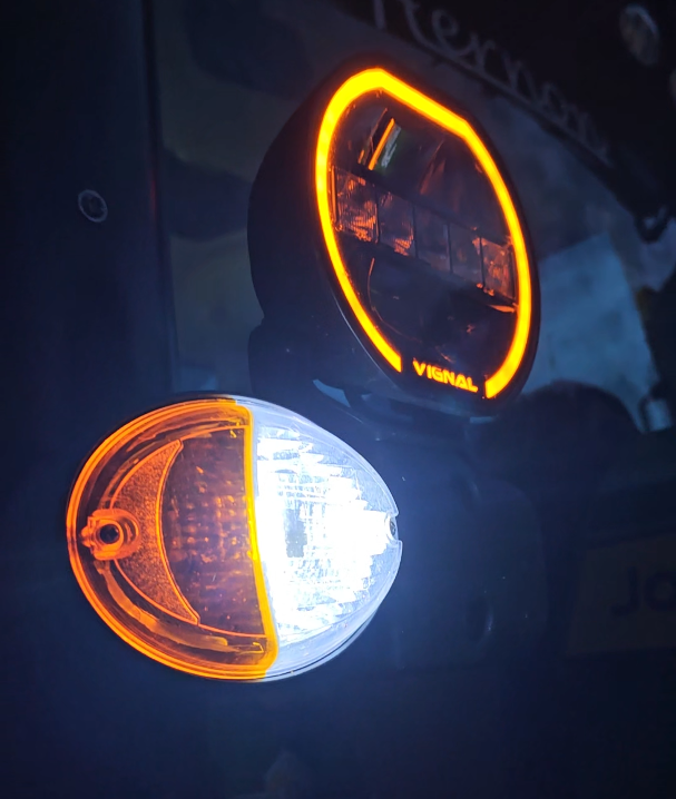 VIGNALDRIVINGLIGHTJD